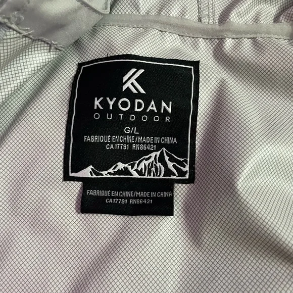 Rain jacket - Picture 2 of 3